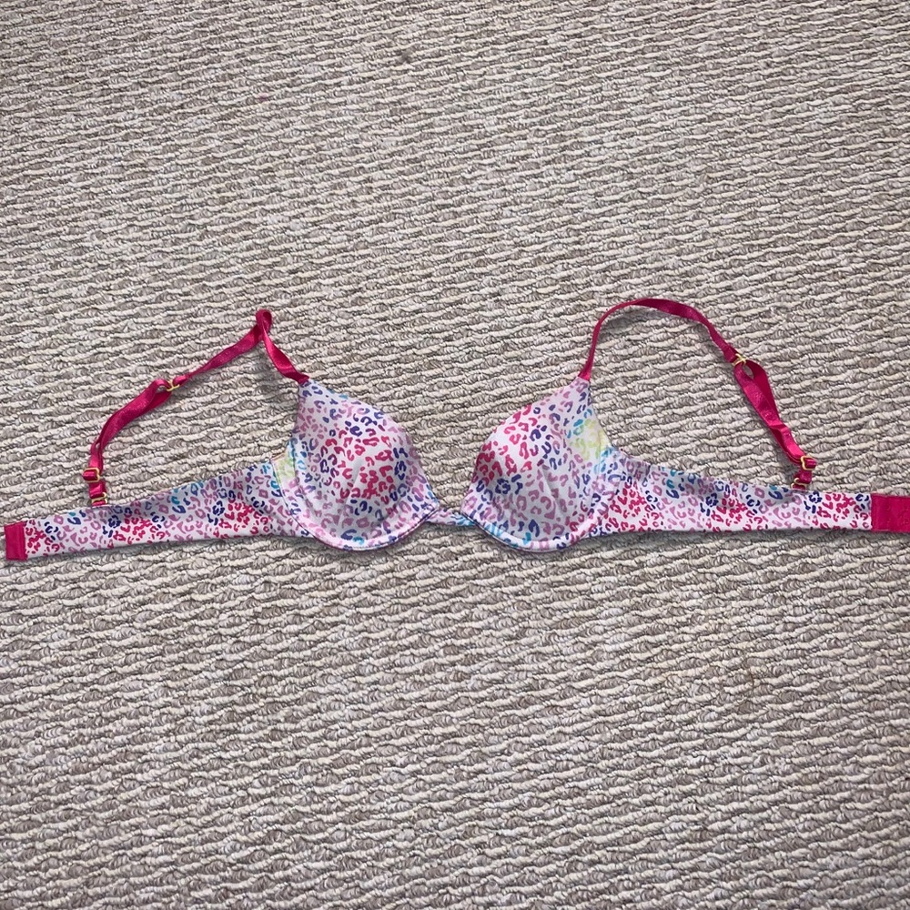 wonderbra colorful bra size 34A